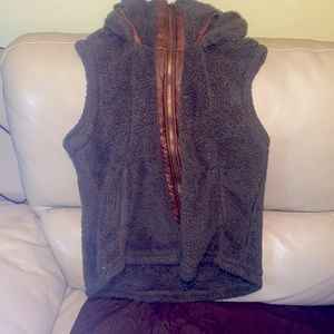 I5 Apparel Fluffy Fleece Vest